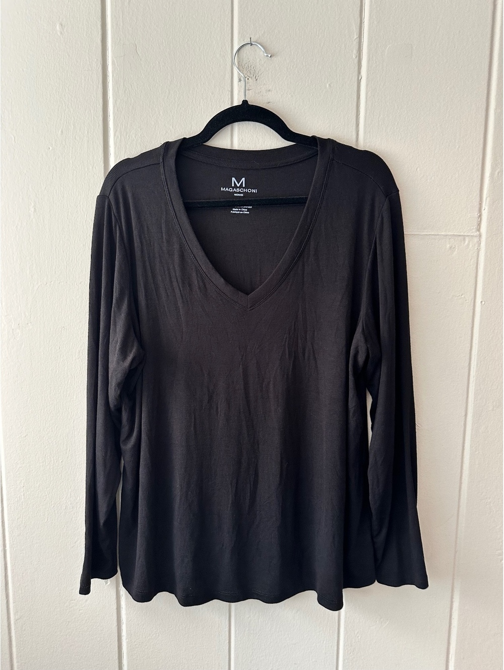 Magaschoni Woman Black Knit Blouse V-Neck Long Sleeve Size 1X